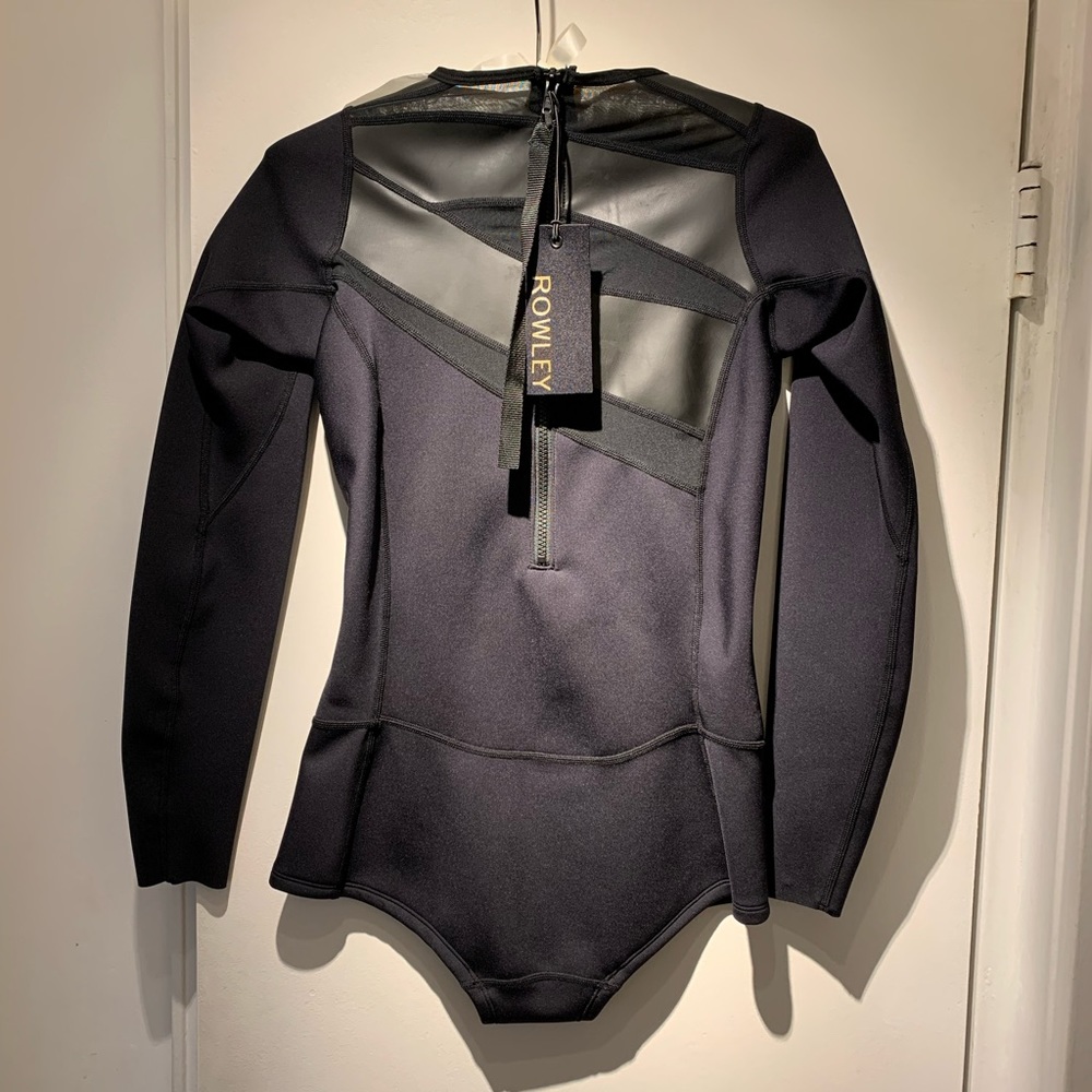 ✨CYNTHIA ROWLEY✨Long Sleeve Wetsuit